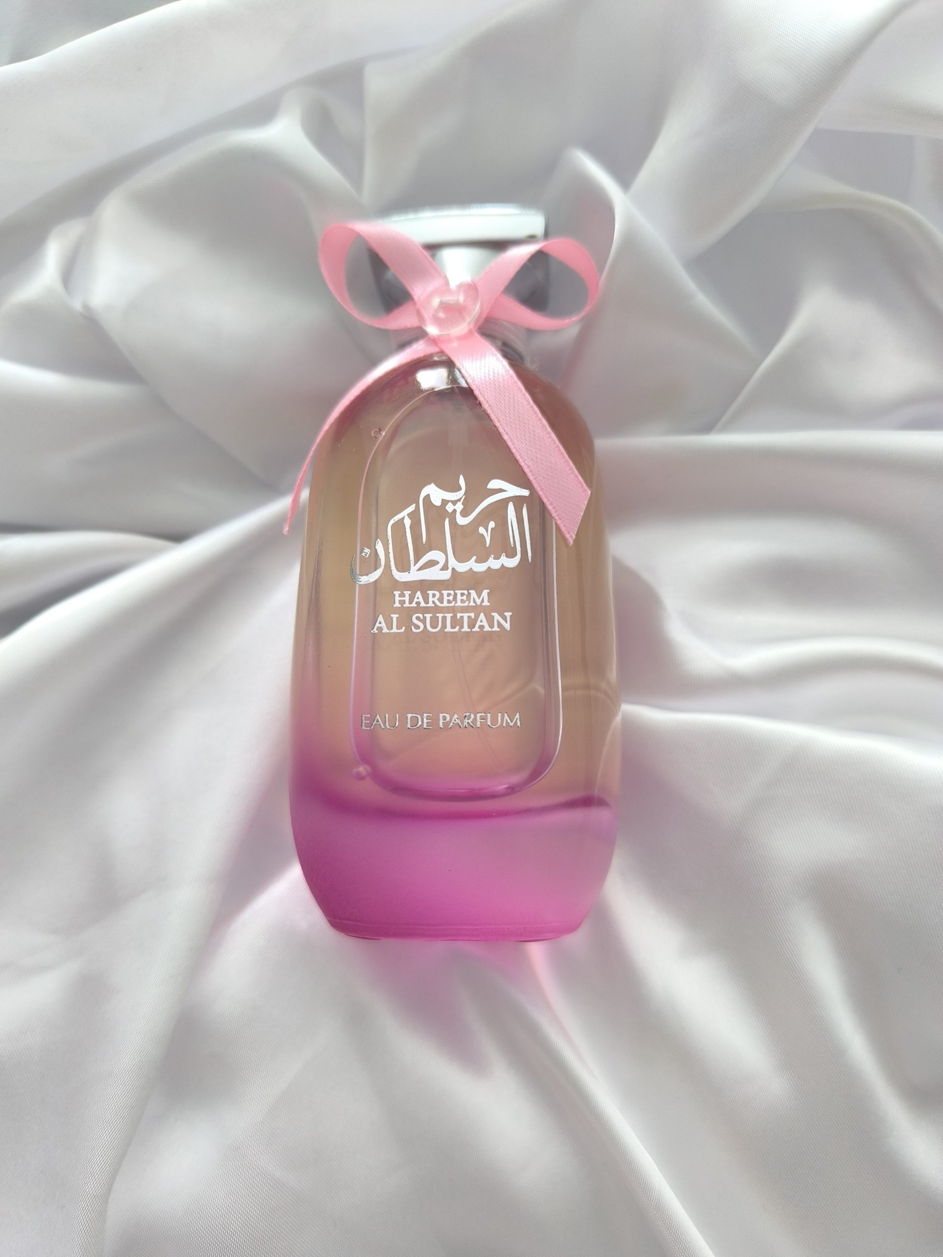 Image d'une bouteille d'un parfum de dubai hareem al sultan