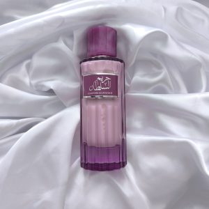 image d'une bouteille violet du milky hareem al sultan